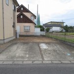 (駐車場)